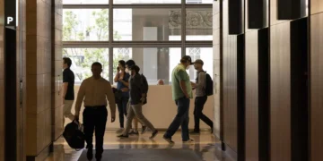 Seattle Settlement Allows Some City Employees to Work Two Days Per Week In-Office