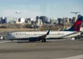 Two Delta Regional Jets Collide on LaGuardia Airport Taxiway, One Flight Attendant Injured