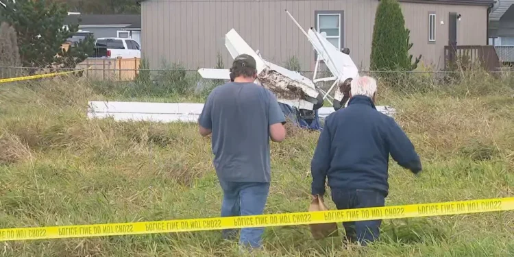 Single-Engine Aircraft Makes Emergency Landing Near Pacific Elementary School After Power Loss