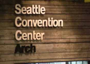 Seattle Police Investigate Death of 44-Year-Old Man Found Near Convention Center with Head Trauma