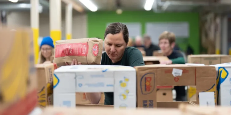 Bremerton Food Bank Prepares for Extended Demand Despite Approaching End to Government Shutdown