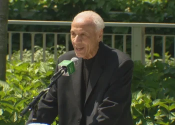 Seattle Basketball Legend Lenny Wilkens, Hall of Fame Player and Coach, Dies at 88