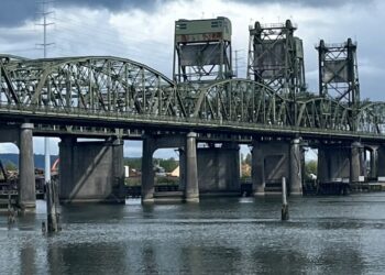 Construction Begins on New Snohomish River Bridge to Alleviate Major Traffic Bottleneck