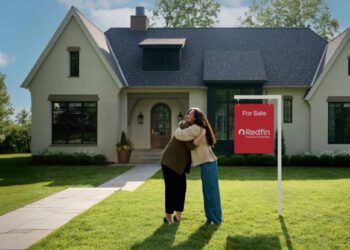 Redfin Introduces Conversational AI Search Tool in Partnership with Sierra, Transforming Home Discovery Process
