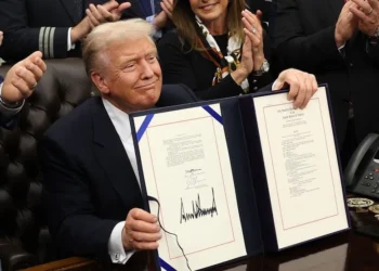 Historic 43-Day Government Shutdown Concludes as Trump Signs Funding Legislation