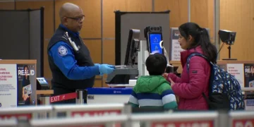 Seattle Travelers Report Flight Delays Nationwide as FAA Grapples With Air Traffic Controller Staffing Crisis