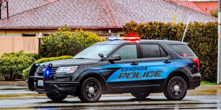 Multi-State Investigation Leads to Arrest of Suspect with Teenage Victim at Edmonds Motel