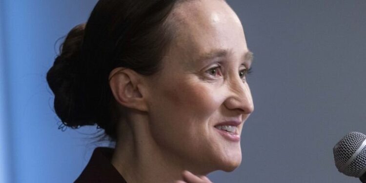 Mayor Wilson Orders Bus Lane on Denny Way to Speed Route 8 Service