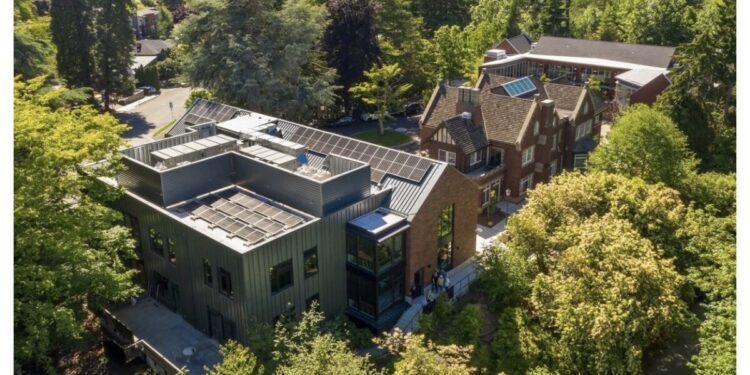 Tuition at Seattle’s Top Private Schools Is Reaching $52,000 a Year and the Gap Is Growing