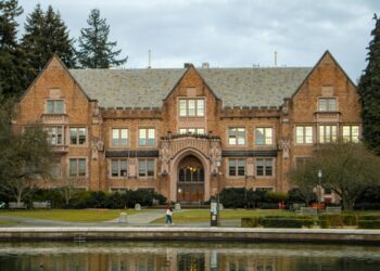 Seattle Public Schools Bans Student Phones District-Wide Starting 4 May