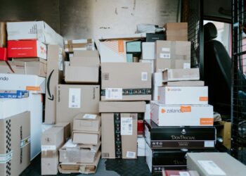Amazon Launches 30-Minute Delivery Service in Seattle With Thousands of Grocery and Household Items