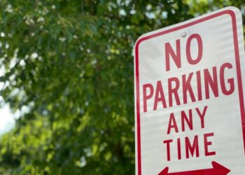 Bellevue Approves Paid Street Parking in Downtown and Key Neighbourhoods, Ending Long-Standing Free Parking Policy