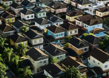 Seattle Home Prices Are Falling and Inventory Is Rising Faster Than Anywhere Else in the Country