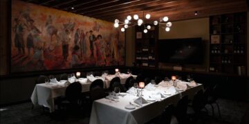 El Gaucho Is Still Seattle’s Most Theatrical Steakhouse, and the Beef Backs It Up